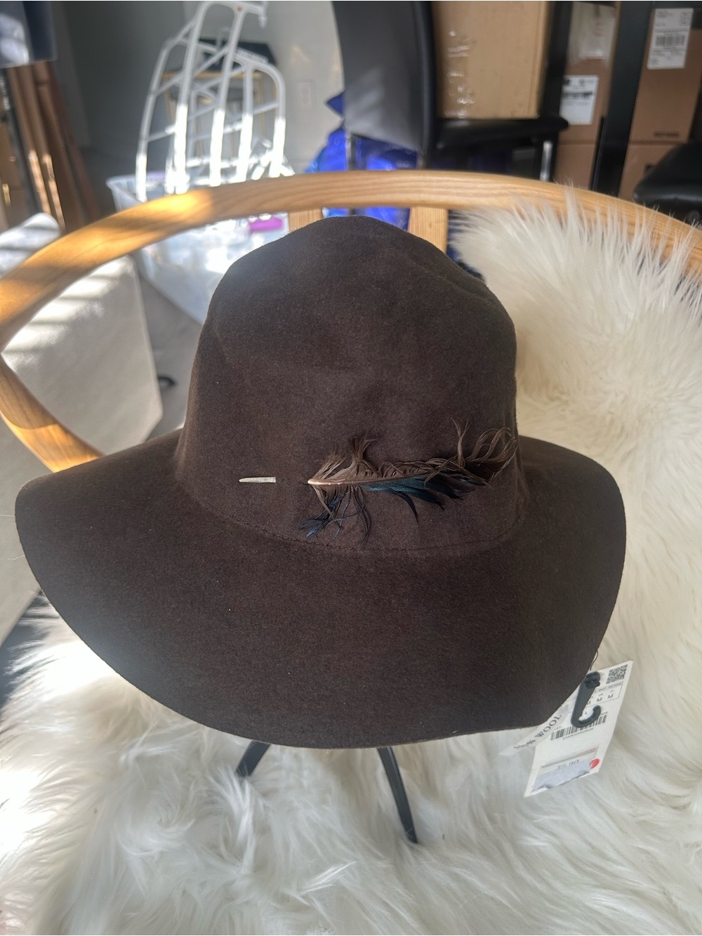 Zara Dark Brown Felt crumble frown Fedora with Feather Trim